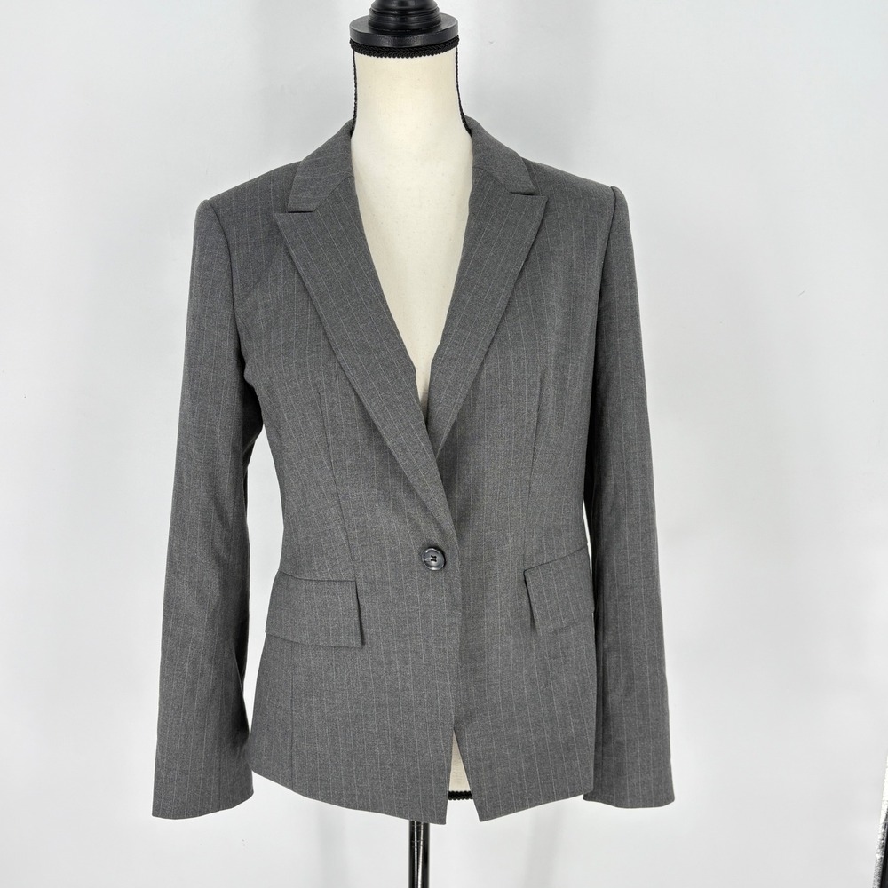 Halogen Pinstripe Blazer Business Suit Jacket Gray Fitted Women's Size 8